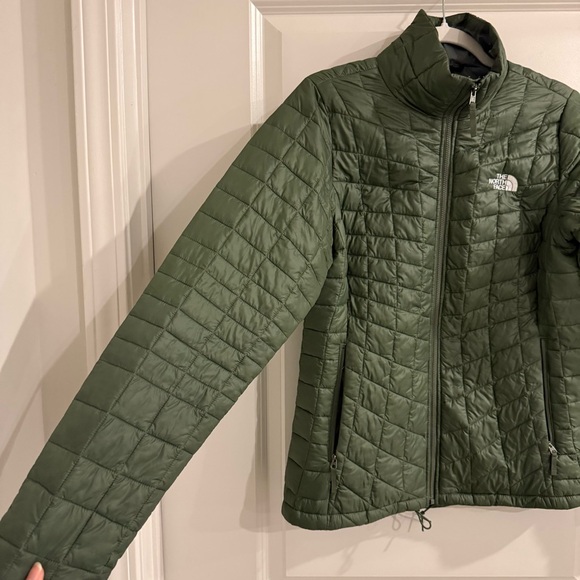 The North Face Women’s ThermoBall Eco Jacket-Green - Picture 4 of 11